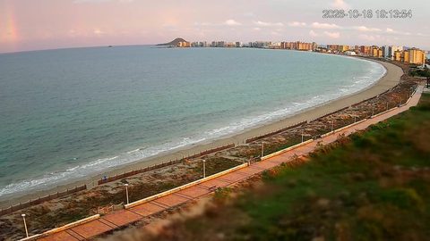 Arcoíris tenue sobre el mar Mediterráneo · Mar Mediterráneo, La Manga del Mar Menor, 18 de octubre de 2026 19:15